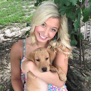 Meet your Posher, Fallon